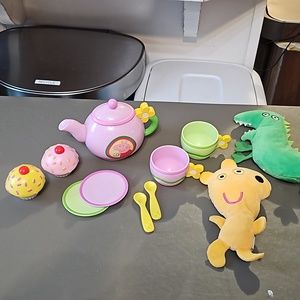 Peppa Pig tea set party